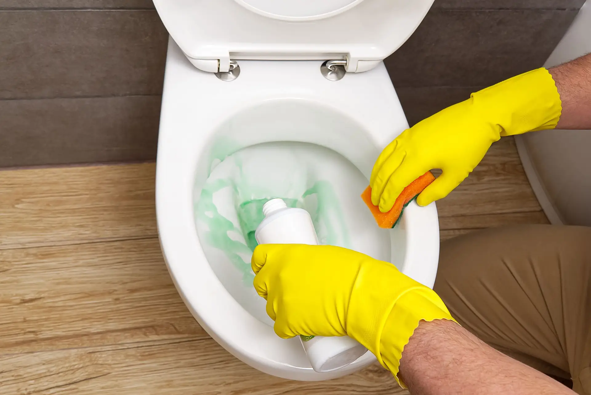 Prevent Bathroom Odors Naturally in Your Home