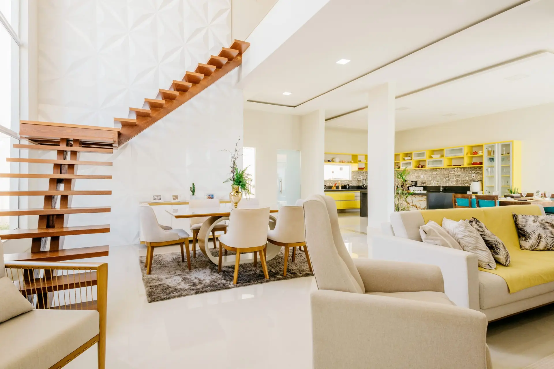 Bright modern living room representing clear housekeeping expectations in University Park TX